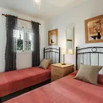 Perfect Family In Acapulco Playa, * Nerja
