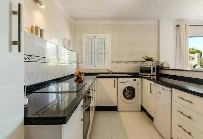 Perfect Family In Acapulco Playa, Nerja